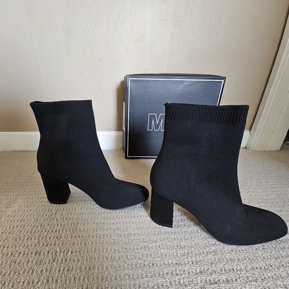 Mia Erika Black Knit Ankle Boots with Block Heel - Picture 8 of 15